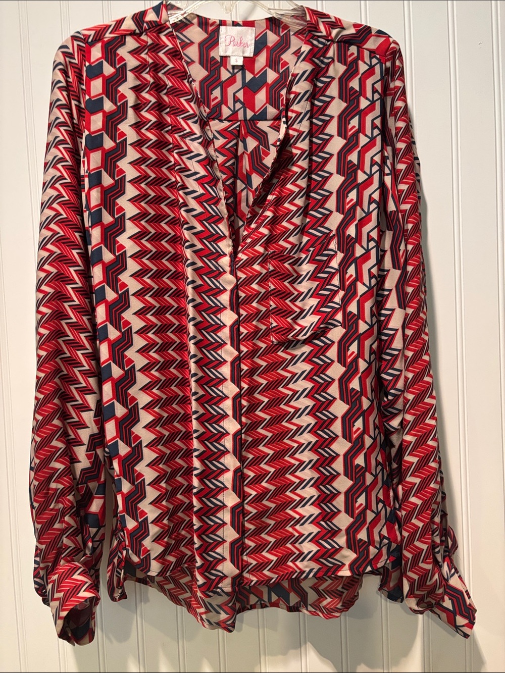 Parker Red, Navy & Cream Geometric Chevron Pattern Silk Button-Down Blouse Sz S